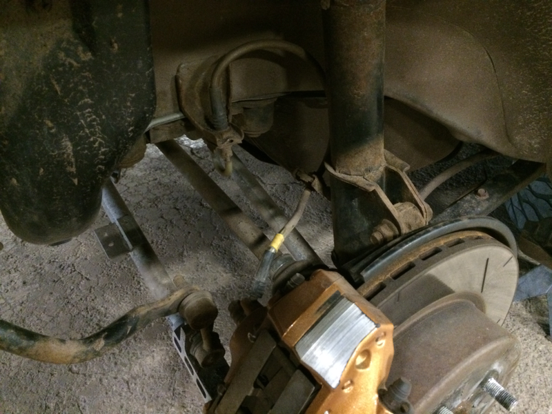 Illustration for article titled Slight clunk/rattle in my (car's) rear end